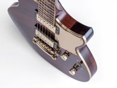 雅马哈头戴式YH-5000SE、数码钢琴ClavinovaCSP-295及“